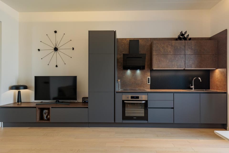 TV and multimedia, Kitchen or kitchenette