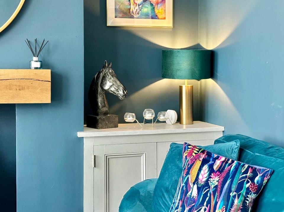 Living room, Decorative detail