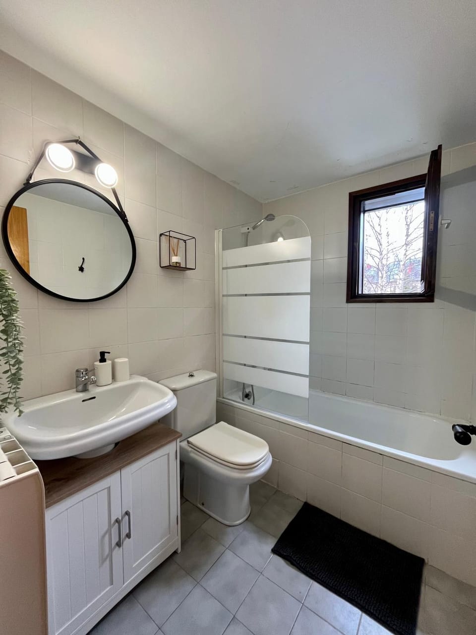 Toilet, Bathroom, Bath