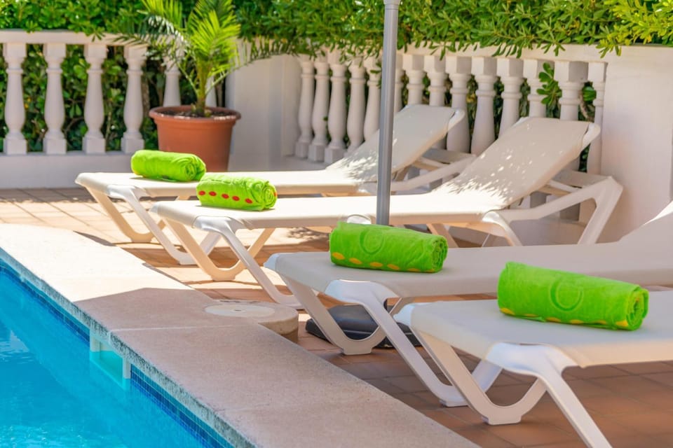 Balcony/Terrace, Other, Swimming pool