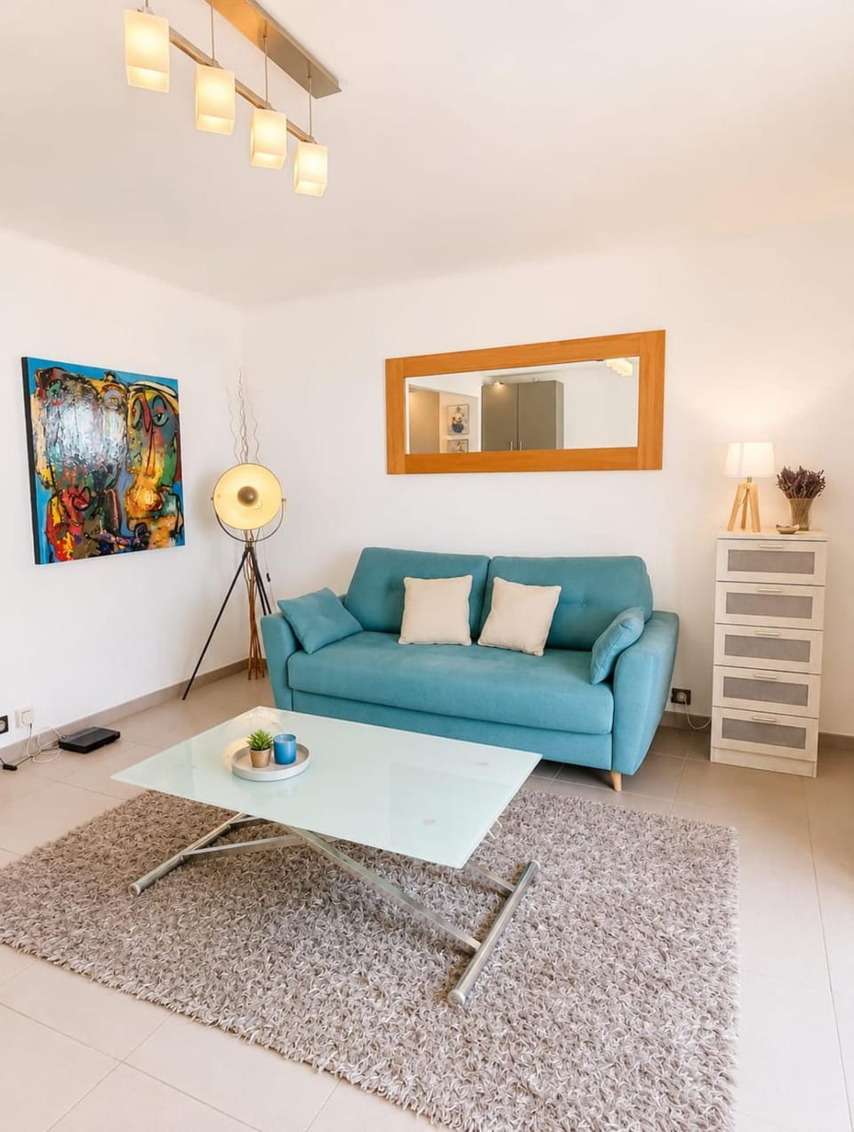 Fully equipped beachfront studio in the heart of the city center bd Leclerc Apartment in Antibes