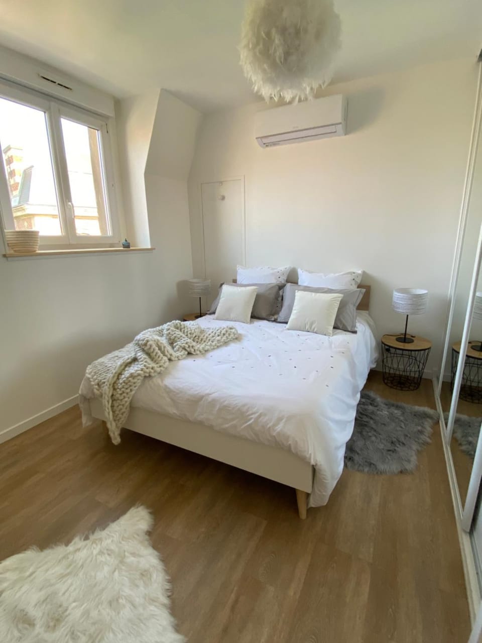 L’ÉLÉGANT: 80m2 vue sur vignoble au Centre d’Epernay!! Apartment in Epernay