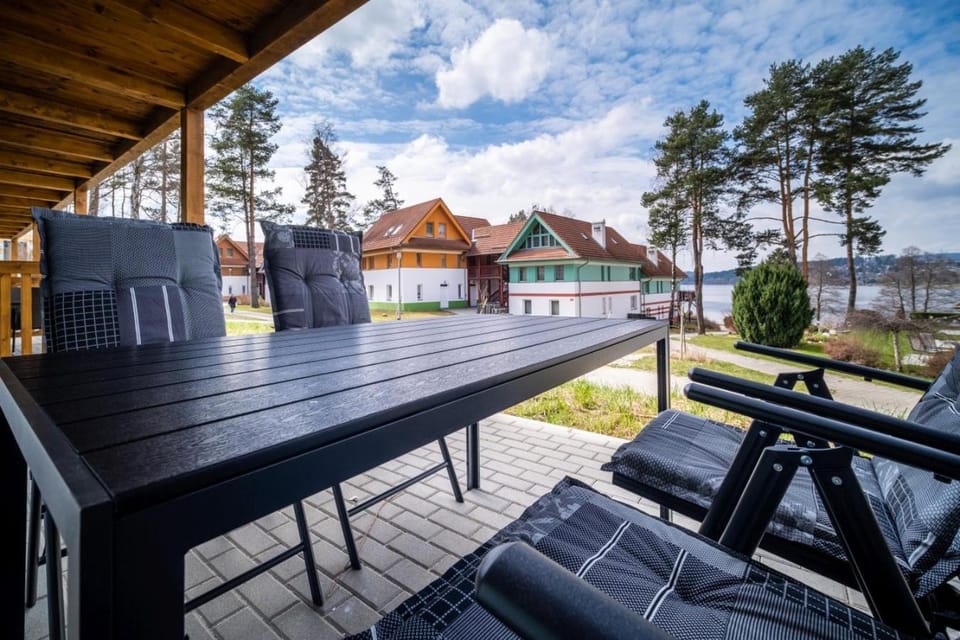 Day, Natural landscape, View (from property/room), Balcony/Terrace, Lake view