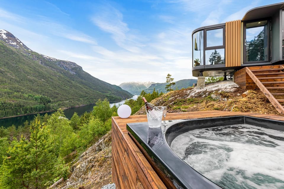 Spa and wellness centre/facilities, Mountain view