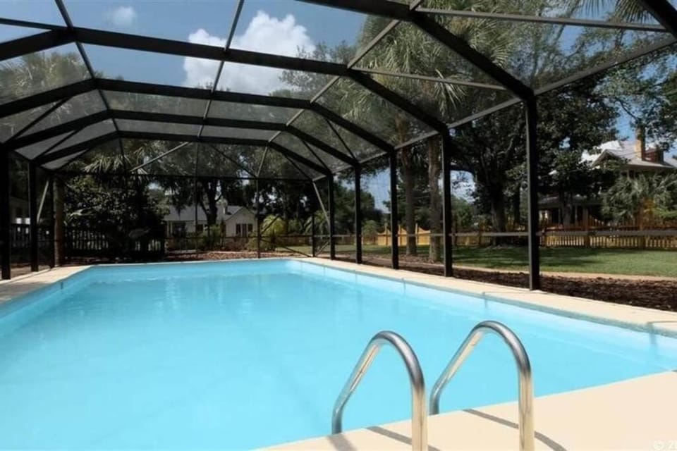 Pool view, Swimming pool, Swimming pool