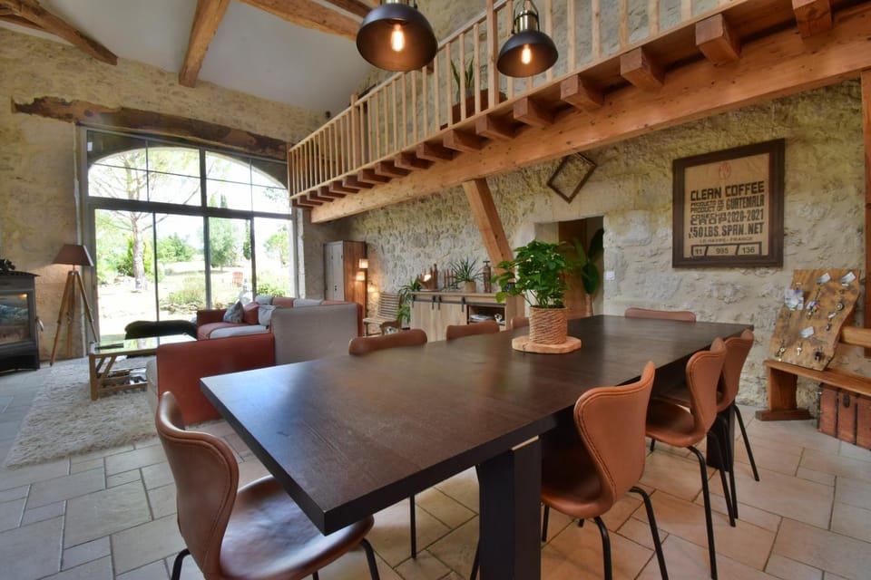 Gite de groupe "L'Unisson" Domaine La Rose des Vents House in Occitanie