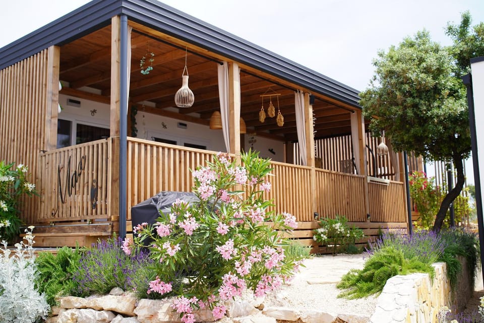 Property building, Garden view