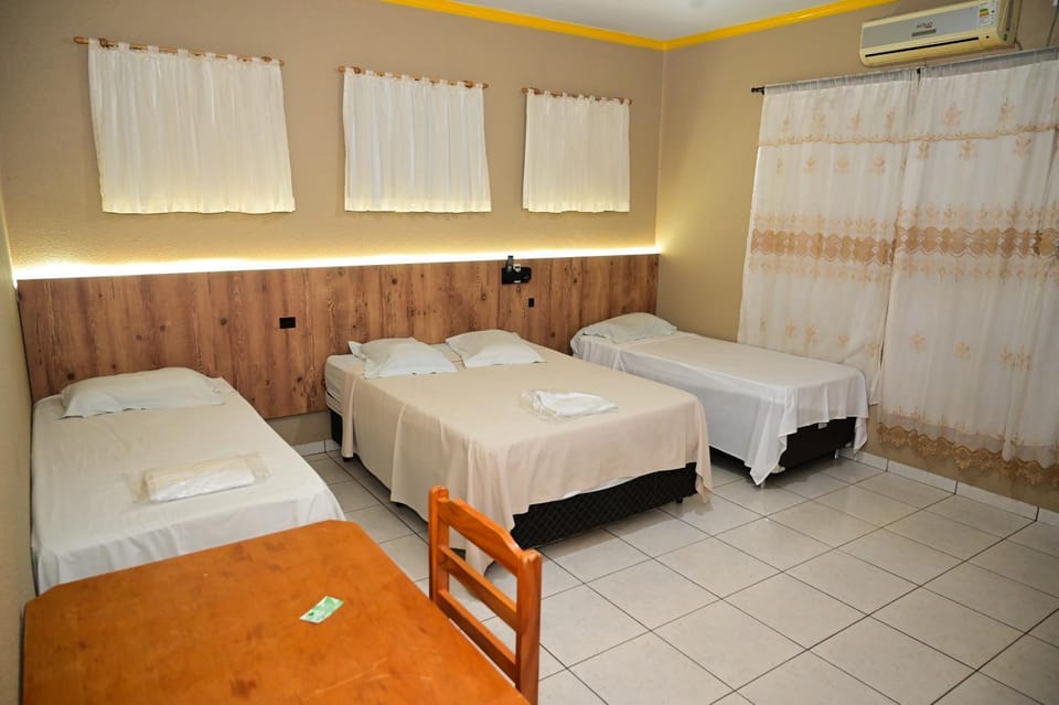 HOTEL VITORIA REGIA Hotel in State of Paraná