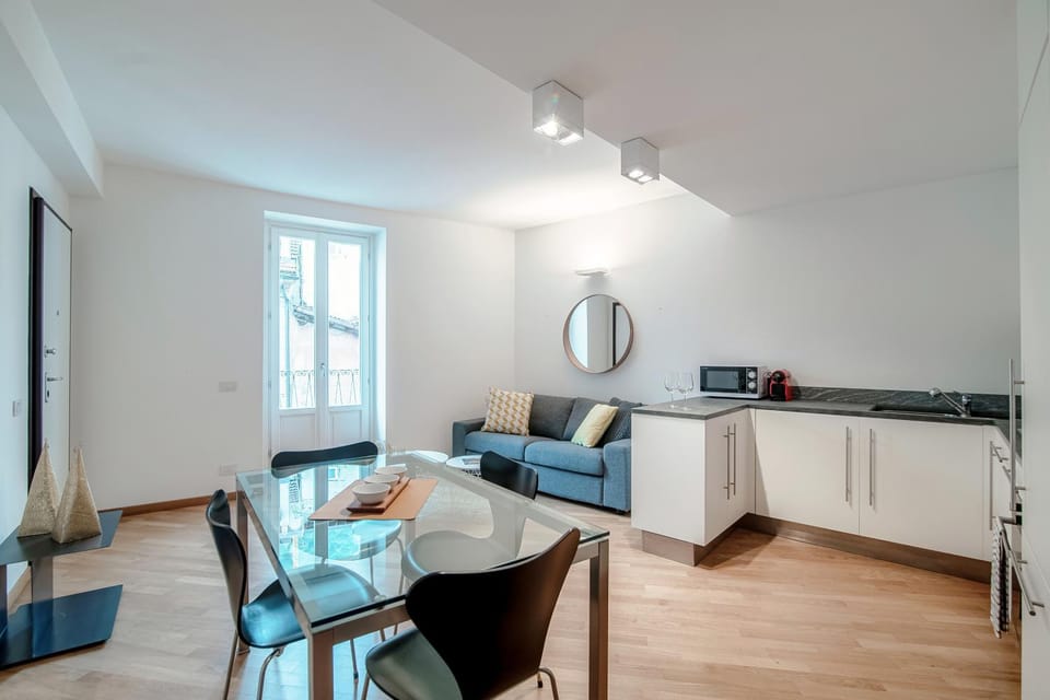 Kitchen or kitchenette, Living room, Dining area