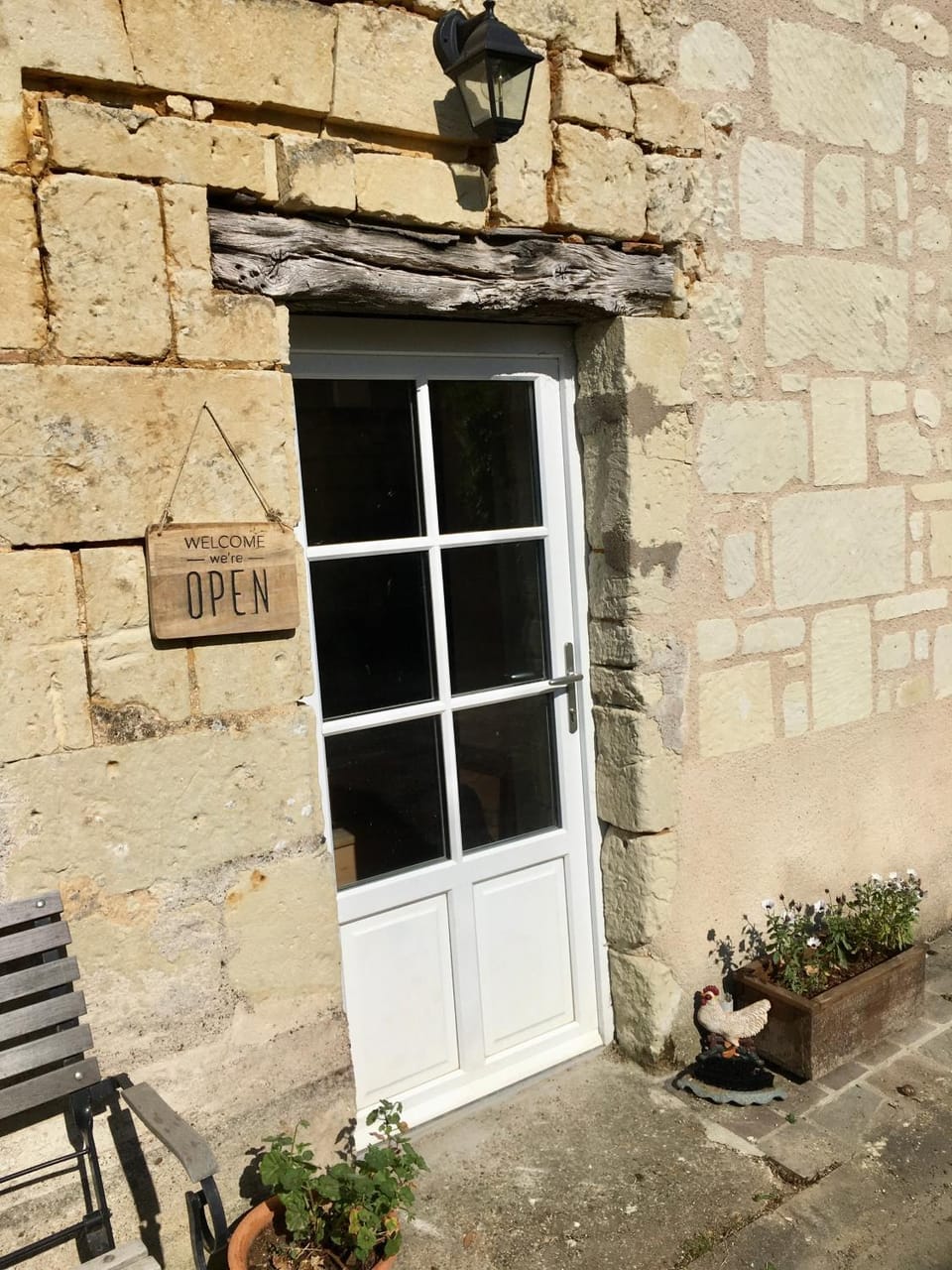 Facade/entrance