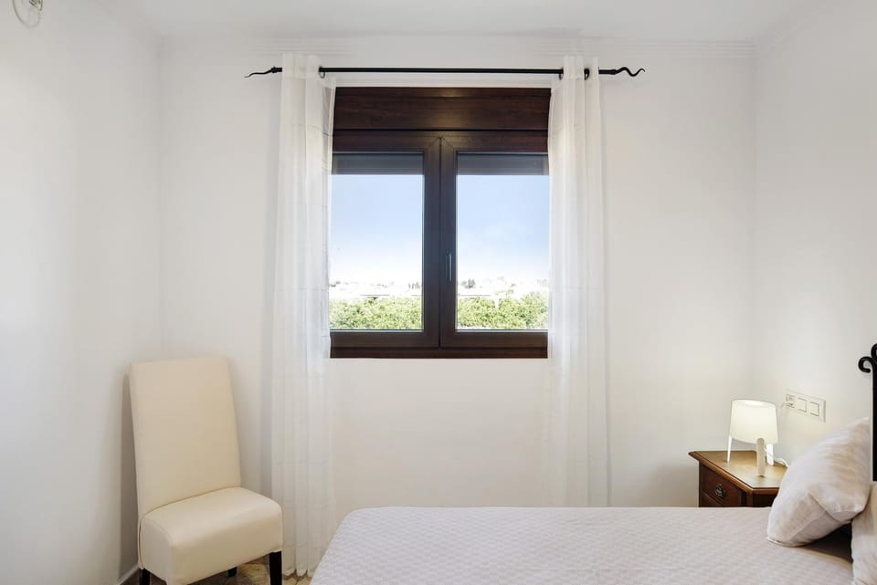 Living room, Bedroom