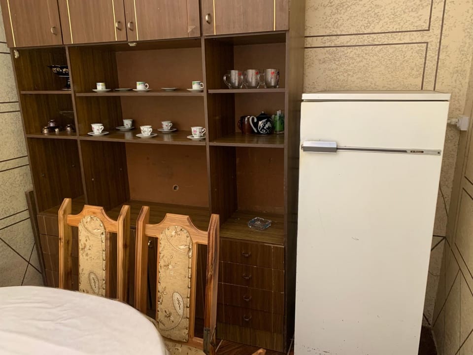 Kitchen or kitchenette, Communal kitchen, kitchen
