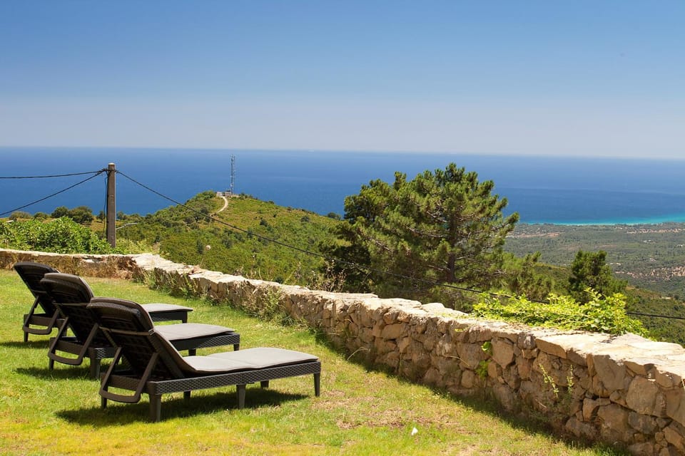 Garden view, Mountain view, Sea view
