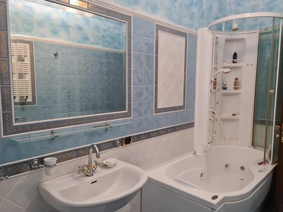 Appartamento Deluxe Centrale, Apartment in Gaeta