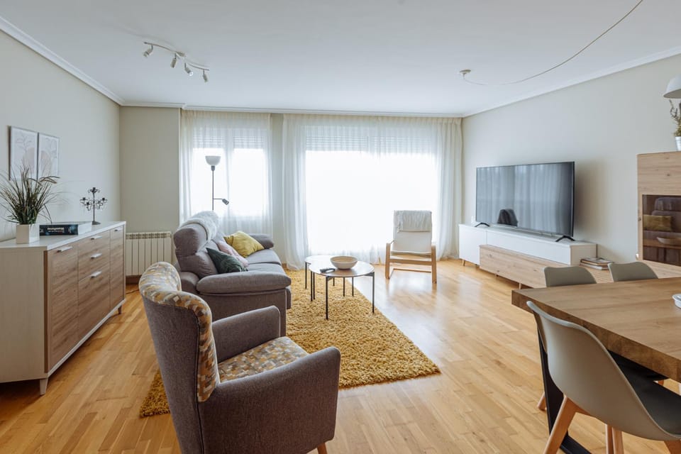 Apartamento Turístico Nanielles Sella Playa - VUT 3050AS Apartment in Asturias