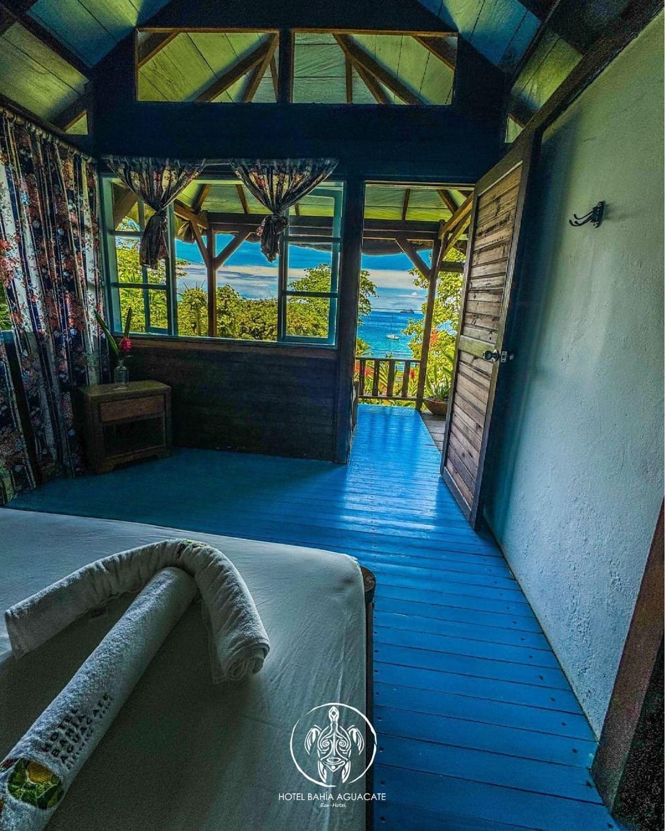 Bed, Photo of the whole room, Bedroom, Sea view