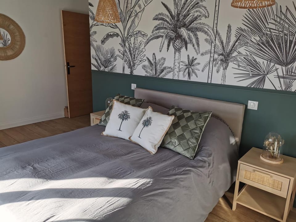 Jolie maison en pierres avec piscine et parking House in Nouvelle-Aquitaine