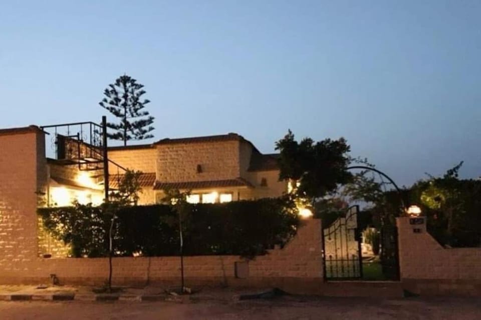 Property building, Night
