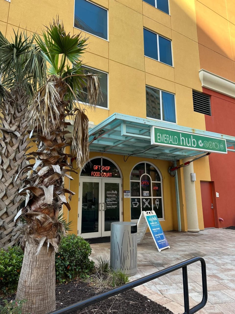 Property building, Restaurant/places to eat