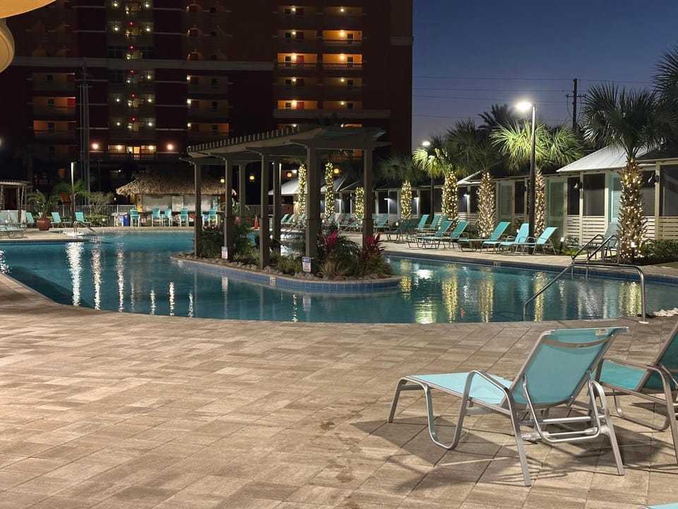 Property building, Night, Pool view, Swimming pool, sunbed