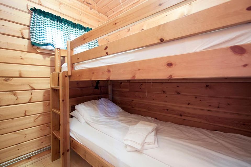 Bed, Bedroom, bunk bed