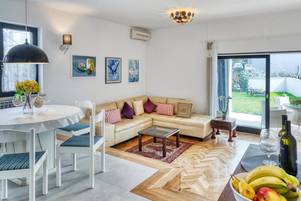 House Viola by Istra Vacation House in Pula