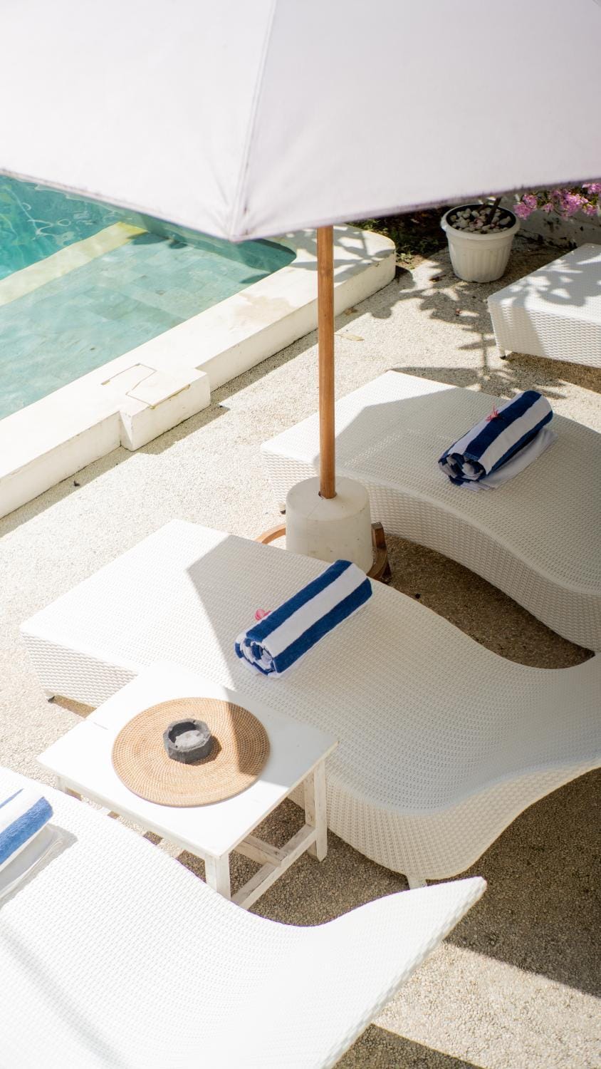 Day, Seating area, sunbed