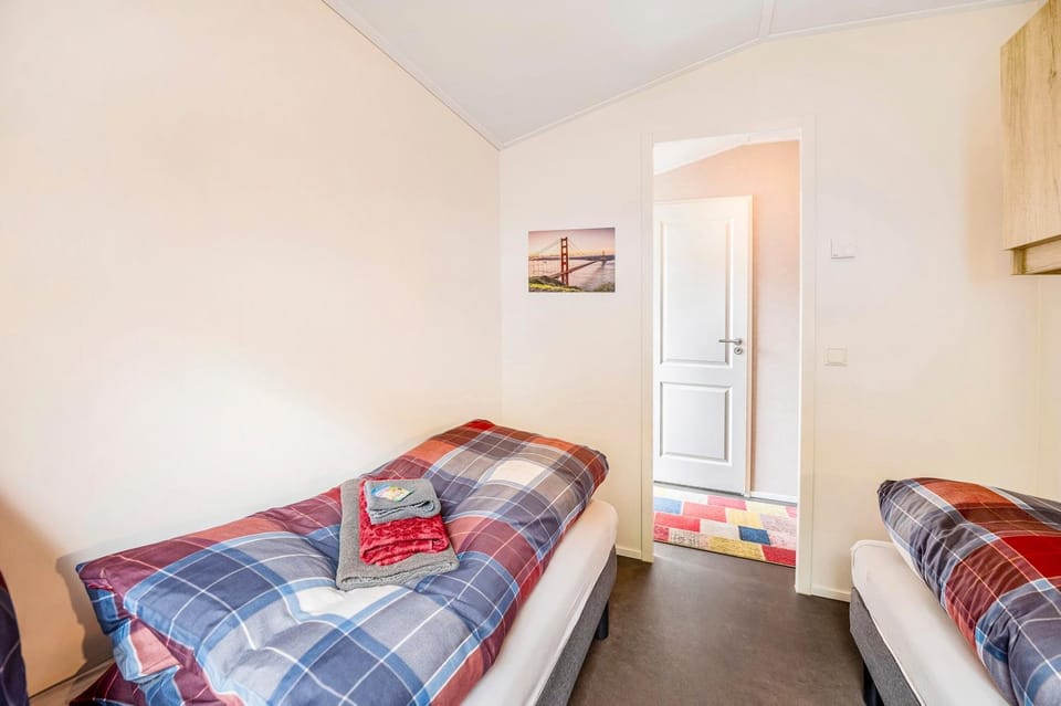 Property building, Living room, Bedroom