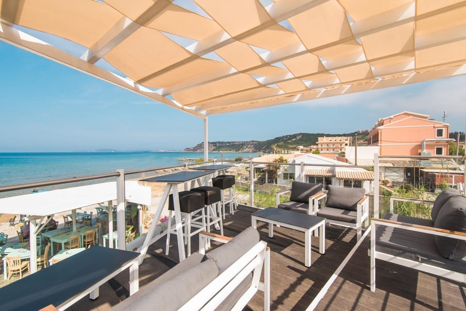 Property building, Balcony/Terrace