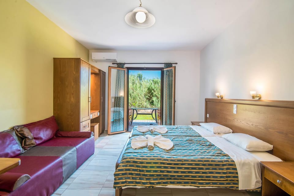 Property building, Living room, Bedroom