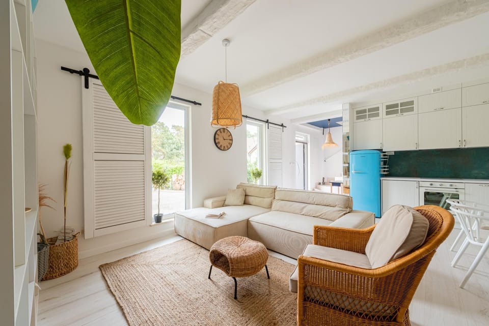 TV and multimedia, Balcony/Terrace, Kitchen or kitchenette, Living room, Seating area, Dining area