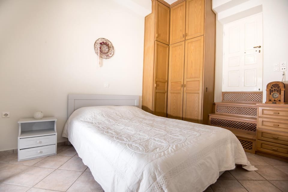 Amazing View-Traditional Home Apartment in Kalymnos