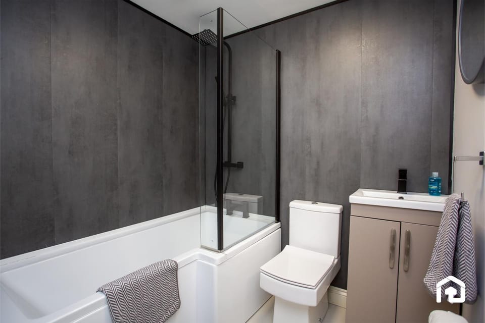 Stylish Cosy Two Bed Apartment - Coast Location Apartment in Whitley Bay