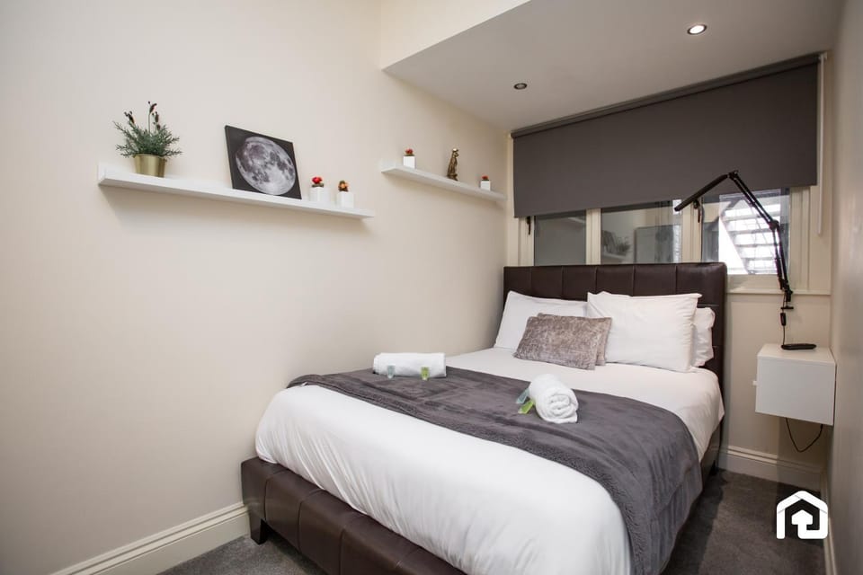 Stylish Cosy Two Bed Apartment - Coast Location Apartment in Whitley Bay