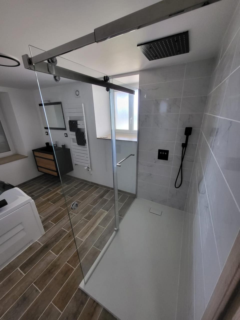 Shower, Bathroom
