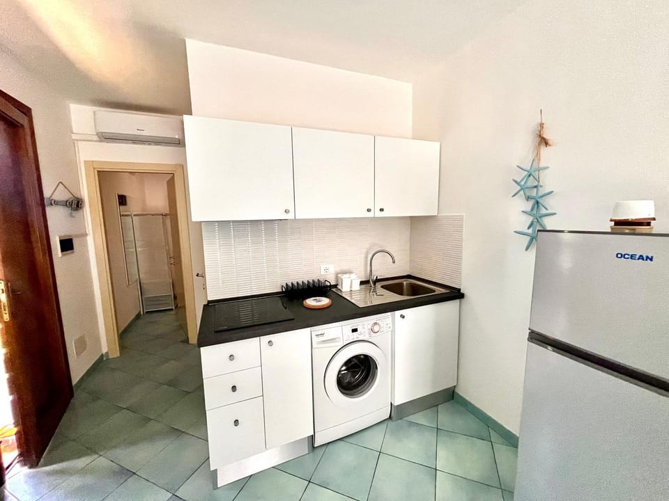 APPARTAMENTO a 30 metri dalla spiaggia Apartment in Tuscany