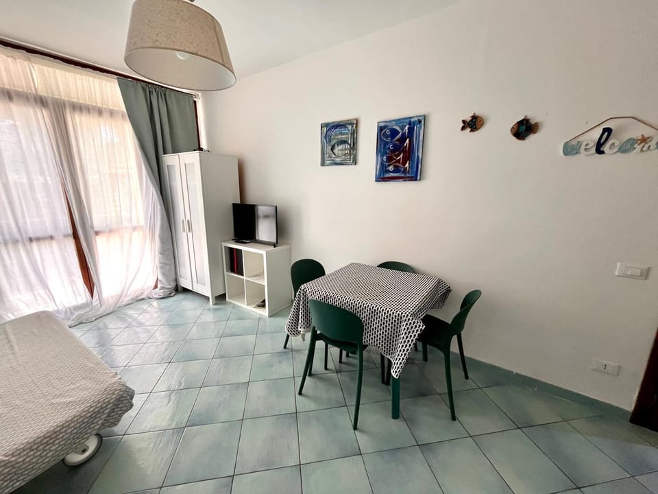 APPARTAMENTO a 30 metri dalla spiaggia Apartment in Tuscany