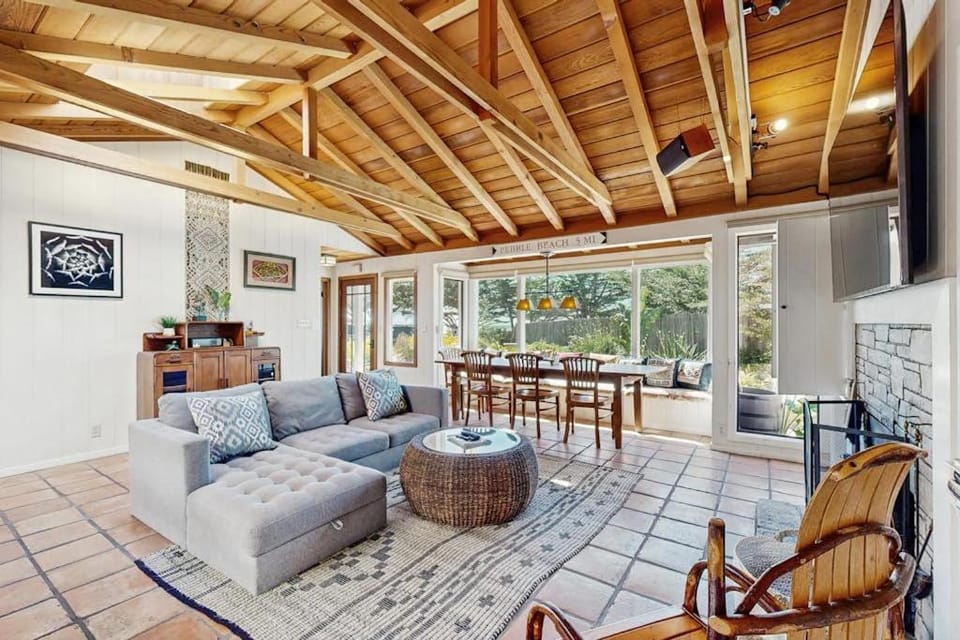 One Ocean House in Carmel by the Sea