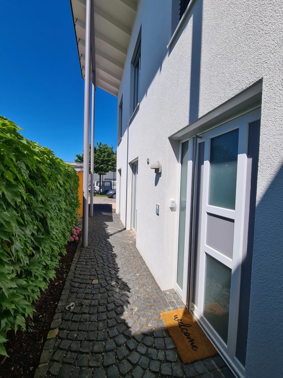 Property building, Facade/entrance