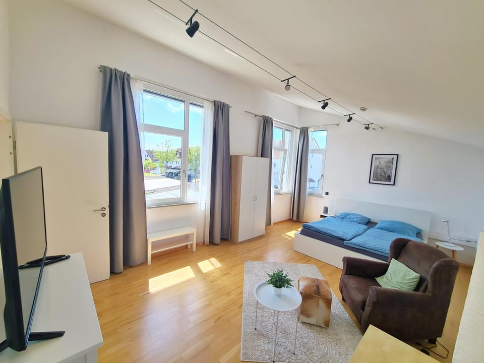 Library, View (from property/room), Living room, Photo of the whole room, Seating area, Bedroom