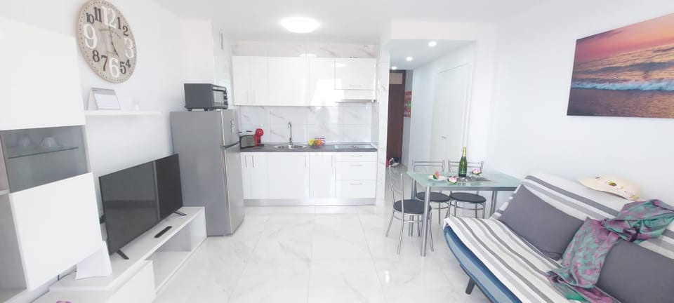 Luxury Playa Honda, Ocean View Wifi Free House in Playa de las Americas