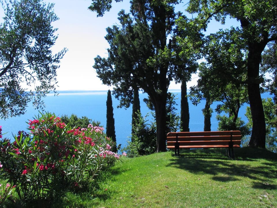 Appartamenti Borgo Apartment in Lake Garda