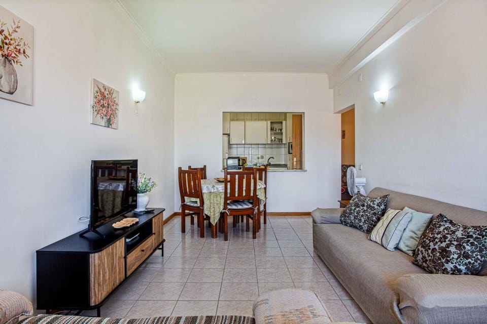 Sunset View Apartment in Costa da Caparica Apartment in Costa da Caparica