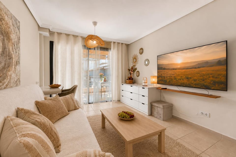 TV and multimedia, Living room, Seating area