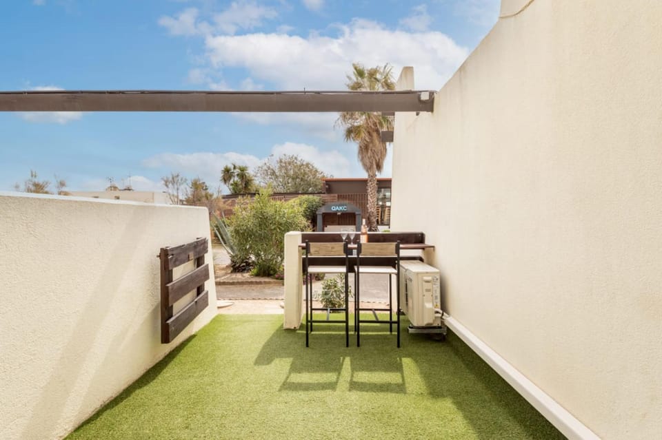 Patio, Balcony/Terrace