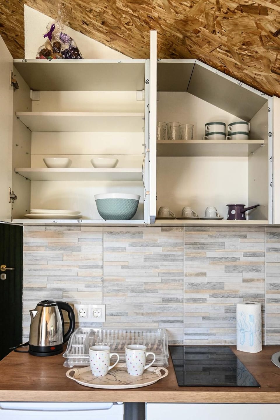 Coffee/tea facilities, Kitchen or kitchenette