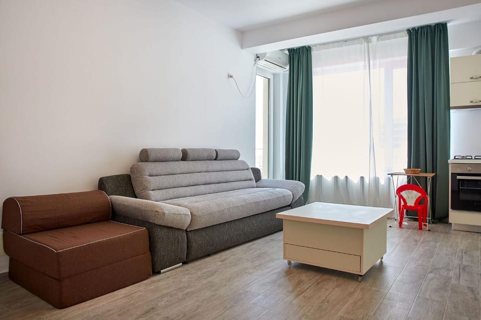 Photo of the whole room, Seating area, Bedroom