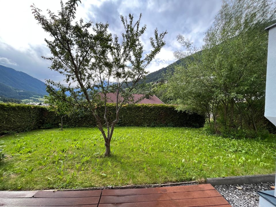 Garden, Balcony/Terrace