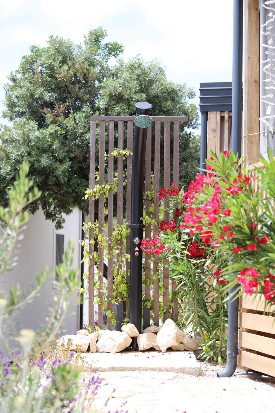 Shower, Garden