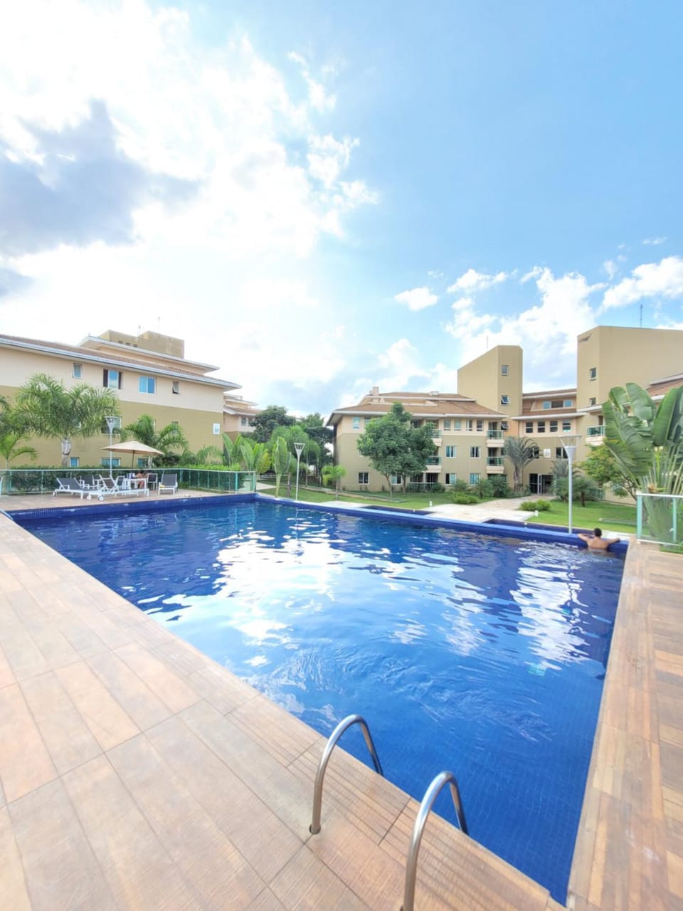 Property building, Day, Pool view, Swimming pool